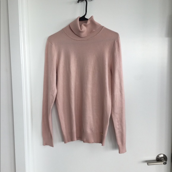 Calvin Klein Sweaters - Calvin Klein Pink Size Medium $35